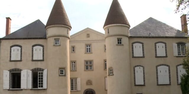 Chateau de Varvasse: Πωλήθηκε 16 χρόνια μετά ο πύργος του Ζισκάρ ντ’ Εστέν