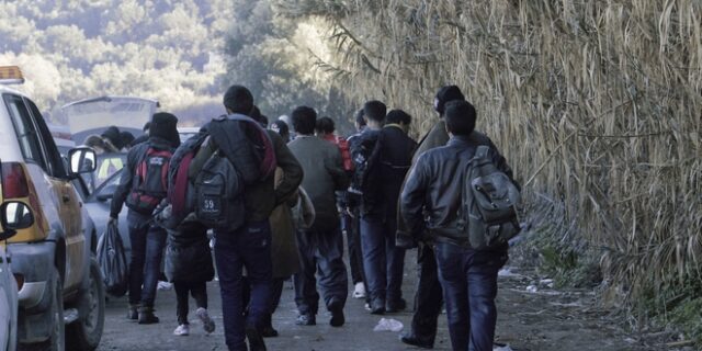 Μεταναστευτικό: Αναβρασμός στα νησιά για την επίταξη εκτάσεων για κλειστές δομές