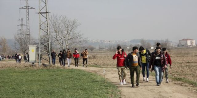 Δρακόντεια τα μέτρα της ΕΛ.ΑΣ. και του Στρατού στα σύνορα – Η Τουρκία στέλνει πρόσφυγες στον Έβρο