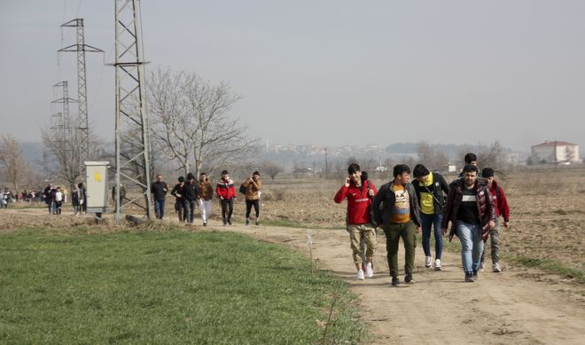 Δρακόντεια τα μέτρα της ΕΛ.ΑΣ. και του Στρατού στα σύνορα – Η Τουρκία στέλνει πρόσφυγες στον Έβρο