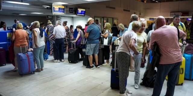 Κορονοϊός: Με ναυλωμένο αεροσκάφος επιστρέφουν μαθητές των Σπάτων από Γαλλία και Ιταλία
