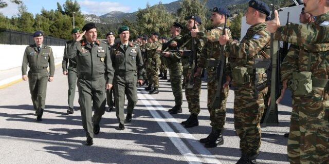 Επίσκεψη Αρχηγού ΓΕΣ στο στρατηγείο της ΑΣΔΕΝ
