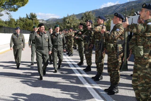 Επίσκεψη Αρχηγού ΓΕΣ στο στρατηγείο της ΑΣΔΕΝ