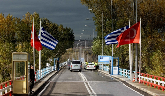 DW: Περιορισμοί σε δημοσιογράφους στα ελληνοτουρκικά σύνορα από Ελλάδα και Τουρκία