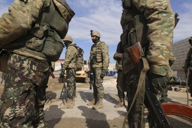 Τουρκία: “Εξουδετερώσαμε” 101 Σύρους στρατιώτες σε αντίποινα των 5 νεκρών μας