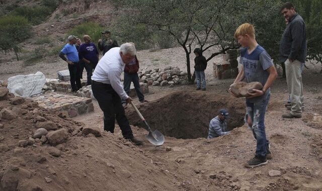 Ομαδικός τάφος στο Μεξικό: Εντοπίστηκαν 10 πτώματα