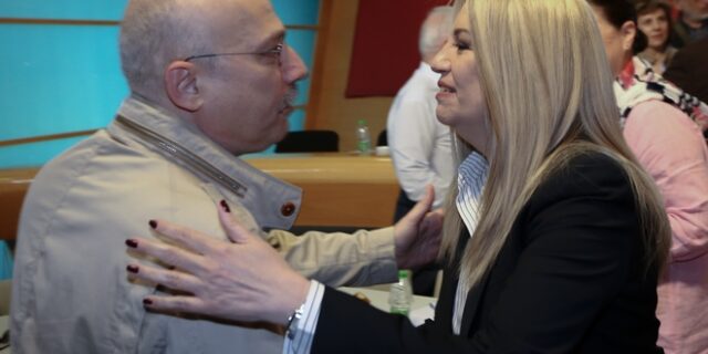 Βήμα με βήμα στη “νέα εποχή”: Πρώτα η εξομάλυνση των σχέσεων, μετά οι κοινές πρωτοβουλίες εντός και εκτός Βουλής