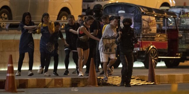 Μακελειό στην Ταϊλάνδη: Άφαντοι ο δράστης και οι όμηροι