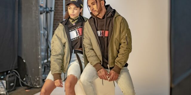 Δείτε LIVE το βιωματικό TOMMYNOW runway event