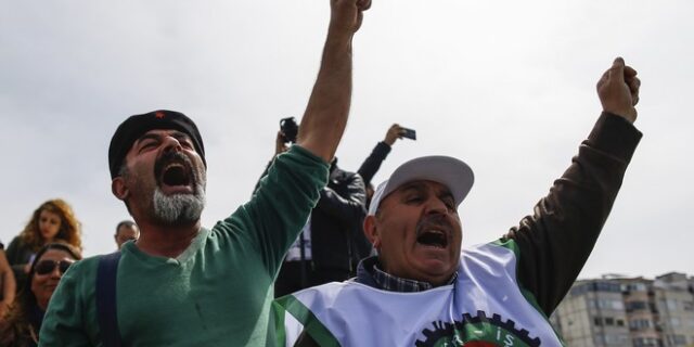 Τουρκία: Τρεις διαδηλωτές αντιμέτωποι με ισόβια