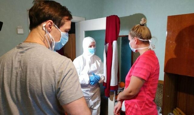 Κοροναϊος – Ουκρανία: Με μάσκα μέσα σε σανατόριο η υπουργός Υγείας