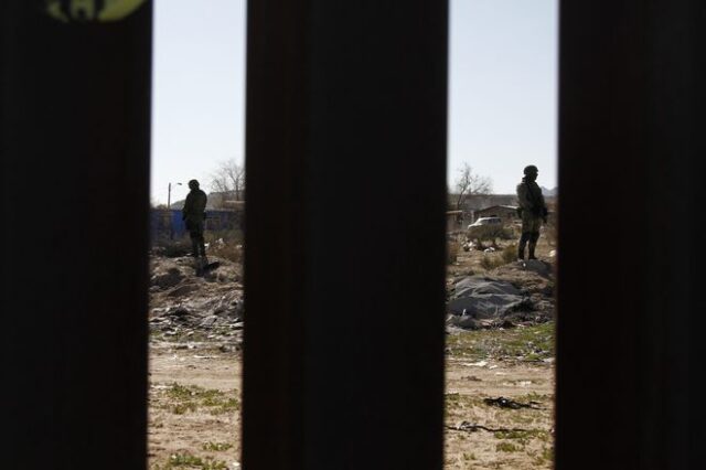 ΗΠΑ: Εκλεισαν γέφυρα σε κουβανούς μετανάστες
