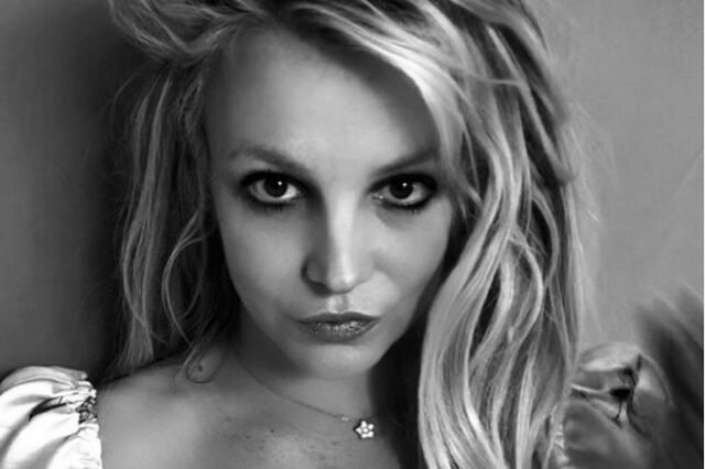 Britney Spears στο Instagram: “Στείλτε μου μήνυμα και εγώ θα σας βοηθήσω”
