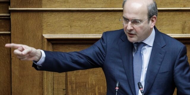 Χατζηδάκης: “Ανοχή για τους φτωχούς, καμία ειδική μεταχείριση στους μπαταχτσήδες”