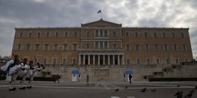 Σκληρή διαπραγμάτευση τραπεζών-κυβέρνησης για τον νέο Πτωχευτικό