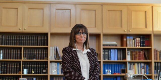 Επισκέψεις σε Πεντάγωνο και Λευκωσία, οι πρώτες κινήσεις της νέας Προέδρου της Δημοκρατίας