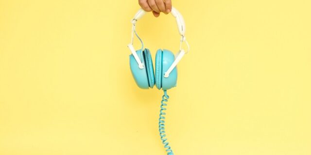 Με αυτές τις 5 λίστες στο Spotify θα γυμναστείτε αποτελεσματικά στο σπίτι