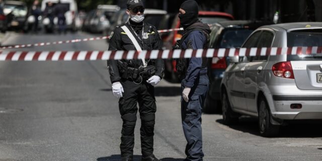 Τρομοκρατία: Ακόμα και τούνελ με αντιαρματικά βρέθηκαν σε Σεπόλια και Εξάρχεια