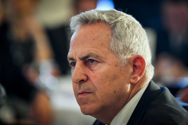 Ευάγγελος Αποστολάκης: Από υπουργός του ΣΥΡΙΖΑ, υπουργός στο Πολιτικής Προστασίας