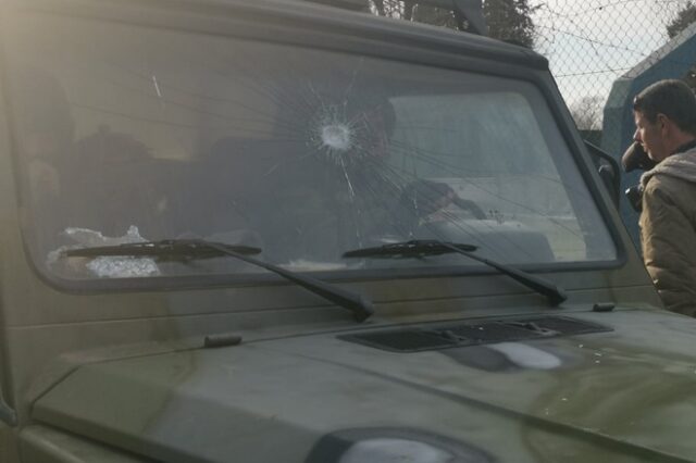 Καστανιές: Τραυματισμός αστυνομικού στο πρόσωπο από πέτρα