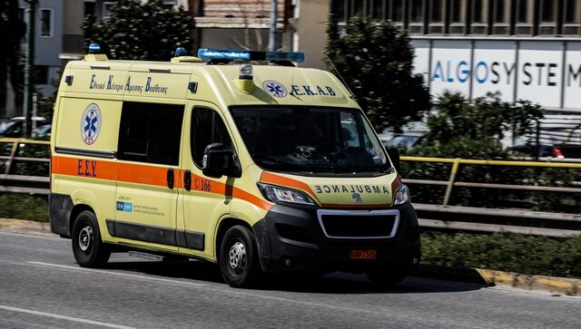 Ολοκληρώθηκε η επιχείρηση διάσωσης αναρριχητή που έπεσε στον Υμηττό
