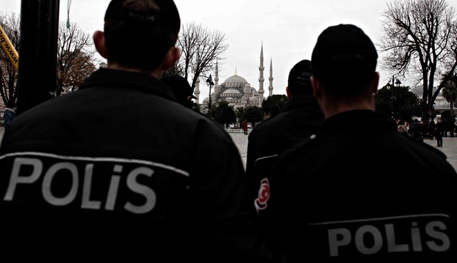 Τουρκία-Κορονοϊός: 410 συλλήψεις για “προκλητικές” αναρτήσεις