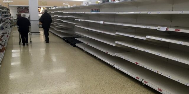 Κορονοϊός: Ραγδαία αύξηση των θυμάτων στη Βρετανία – 144 οι νεκροί