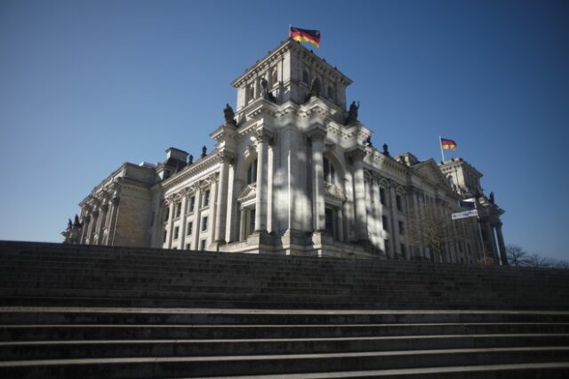 Γερμανία: Νέο “όχι” για αποζημιώσεις και επιστροφή του κατοχικού δανείου