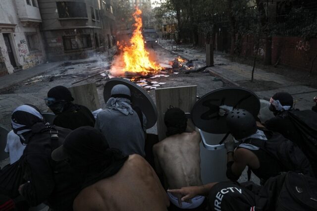 Χιλή: Νέες διαδηλώσεις κι επεισόδια – Φόβοι για κλιμάκωση
