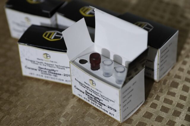 Βρετανία: Σε λίγες μέρες θα διατεθούν σε πολίτες τα τεστ για τον κορονοϊό