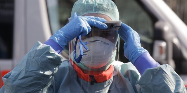 Κορονοϊός: Δέκα μη ανιχνεύσιμα κρούσματα για κάθε επιβεβαιωμένο
