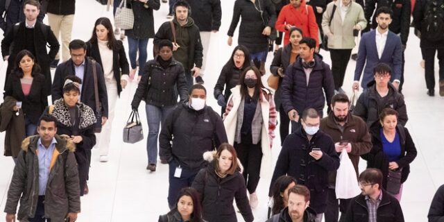 Κορονοϊός – Γαλλία: Απαγορεύουν τις συγκεντρώσεις άνω των 1.000 ατόμων