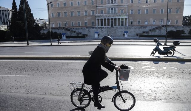 Απαγόρευση κυκλοφορίας: Τι θα ισχύει αν την επιβάλλει η κυβέρνηση