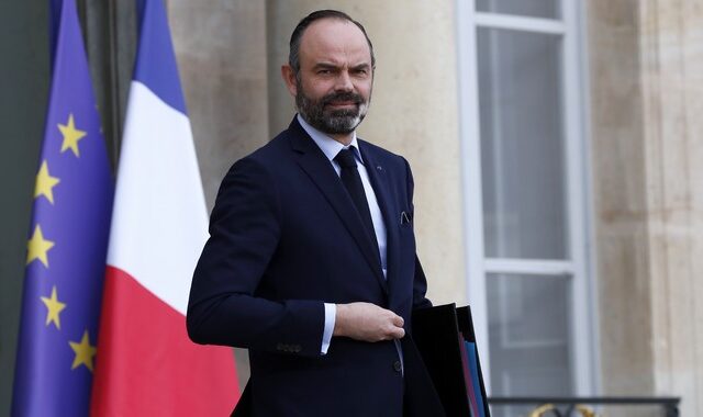 Κορονοϊός – Γαλλία: Κλείνει η πλειονότητα των καταστημάτων – Στα 4.500 τα κρούσματα