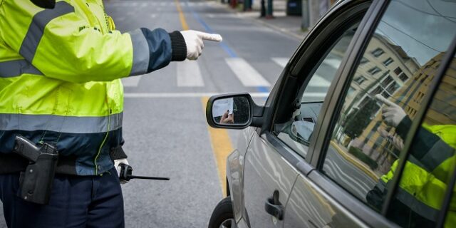 Κορονοϊός-Χανιά: Έβαλε το παιδί της στο πορτ-μπαγκάζ για να αποφύγει το πρόστιμο