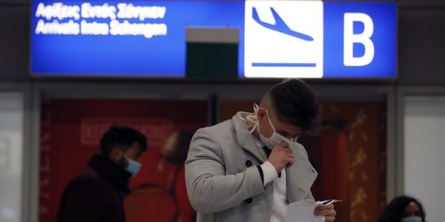 Politico: Η πρόταση της Ελλάδας για τον τουρισμό