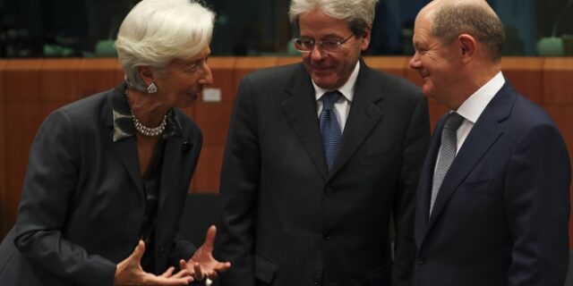 Eurogroup: ”Βόρειοι” vs ”Νοτίων” στα μέτρα για τη στήριξη των επιχειρήσεων