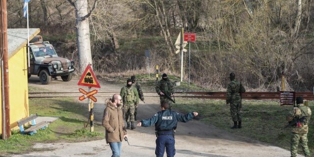 Για μακράς διαρκείας ένταση στα σύνορα με την Τουρκία ετοιμάζεται η Αθήνα