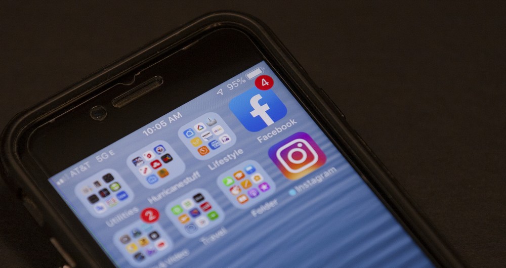 Κορονοϊός: Πέφτει η ποιότητα του streaming σε facebook και instagram