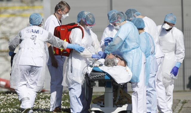 Κορονοϊός – Βρετανία: Στους 335 οι νεκροί- ‘Εκκληση για επιστροφή των ταξιδιωτών από Τζόνσον