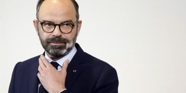 Κορονοϊός: Η Γαλλία προειδοποιεί τη Βρετανία με μέτρα απομόνωσης