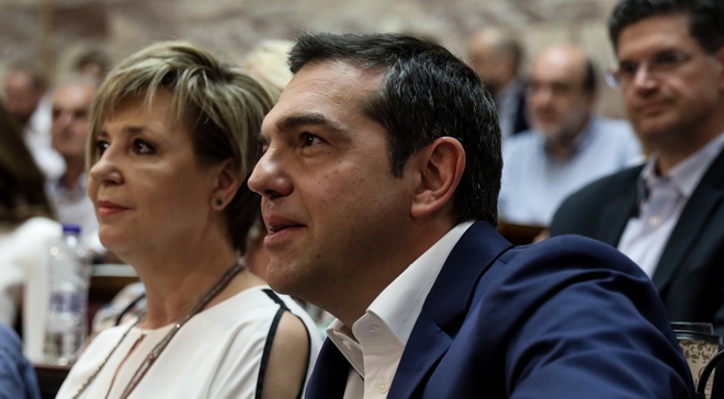 ΣΥΡΙΖΑ: Η μείωση της βουλευτικής αποζημίωσης να είναι υποχρεωτική