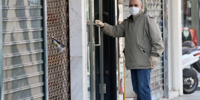 Κορονοϊός: Ανοίγει η πλατφόρμα για τα 800 ευρώ
