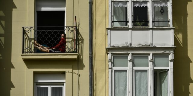 Κορονοϊός: Η Ισπανία απαγορεύει τις εξώσεις