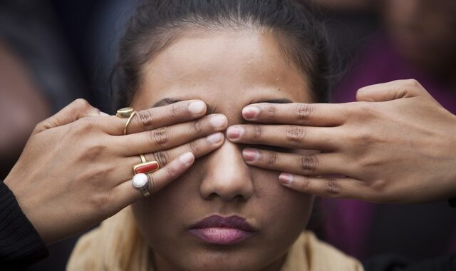 Ινδία: Τέσσερις εκτελέσεις για τον ομαδικό βιασμό φοιτήτριας σε λεωφορείο