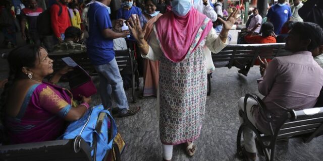 Ινδία: Τα κρούσματα κορονοϊού ξεπέρασαν τα 8,55 εκατομμύρια