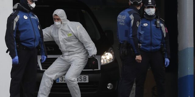 Κορονοϊός: Παγοδρόμιο στην Ισπανία μετατράπηκε σε νεκροτομείο
