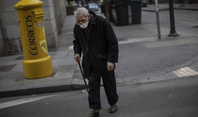 Τραγωδία δίχως τέλος στην Ισπανία: 832 θάνατοι μέσα σε ένα 24ωρο