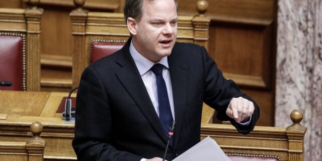 Καραμανλής: “Δεν κόβεται το νερό της ΕΥΔΑΠ όσο διαρκεί η κρίση του κορονοϊού”