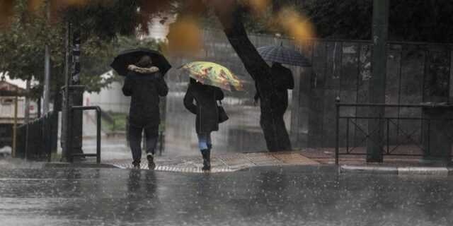Καιρός: Ραγδαία επιδείνωση με βροχές και ισχυρούς ανέμους